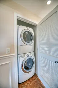 Beachside 8BR • 1 Block from Ocean • Welcoming Visitors for the 2026 World Cup! - Image 3