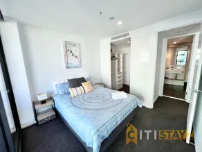 Light & Lovely in Canberra's CBD - 1BR Apt w/Carsp - Image 5