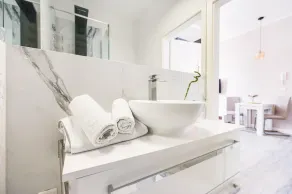 Inviting Apartment in Bad Camberg Near Vogelburg Park - Image 2