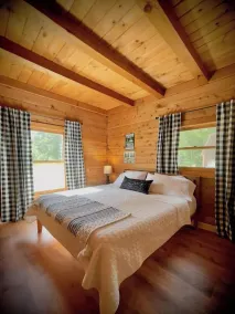 HGTV Cabin Lake Willoughby/Burke/Jaypeak EV Chrgr - Image 5