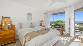 Los Anglesea - With stunning 180- degree views from the ocean to the forest! - Image 3
