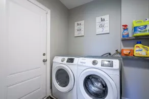 Executive Snowbridge 4 Bedroom Townhome Located in Resort Zone with Pool/Shuttle - Image 4