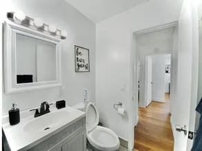 Spacious XL 1BR 1BA w/ pool access; near beach - Image 2
