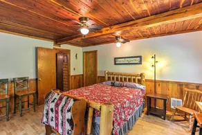 NEU! Ruhige 2BR Jasper Cabin w / Tranquil Creek Ansichten - Image 5