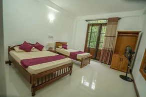 Spacious 4-Bed Apartment in Katugastota - Image 4