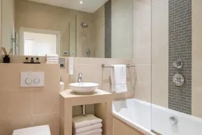 Newly built luxury 1 bed apartment in Bath - Image 3