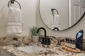 Clean and Stylishly Decorated  - Image 2