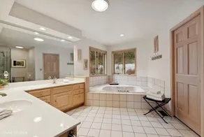 Soaring Eagle, Flathead Lake Waterfront Retreat - Image 2