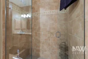 Riverstone Village—Gorgeous Top-Floor Condo, Modern Kitchen, & Community BBQ Area! - Image 3