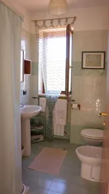VILLA CITA omgiven av grönska, några kilometer från havet av Sperlonga och Gaeta - Image 3