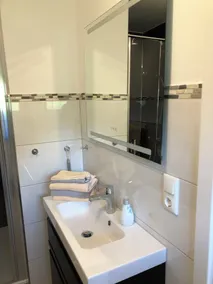 Modern vacation apartment (non-smoking) with balcony and direct view of the Moselle - Image 4