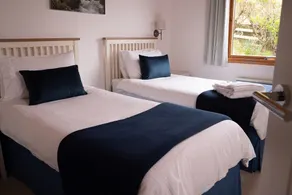 Stuga med spektakulärt hav och utsikt över bergen - Image 4