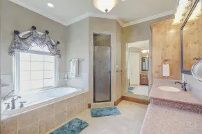 Country Side Spacious ranch home - Image 4