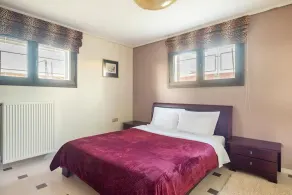 Beautiful 1-Bed Cottage in Megalopolis - Image 5