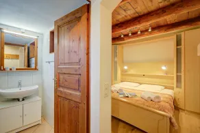 La Capannina Lake & Mountain Views - Happy Rentals - Image 4
