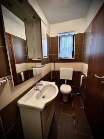 Ferienwohnung im Erdgeschoss, klimatisiert, mit einer großen schönen Terrasse und Meerblick - Image 4