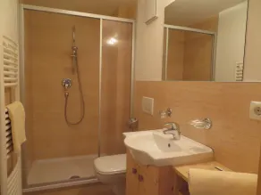 Apartamento de vacaciones con vistas al valle - Image 2