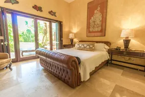 Villa ultra luxueuse en front de mer entièrement équipée par Coldwell Banker Global Luxury! - Image 3