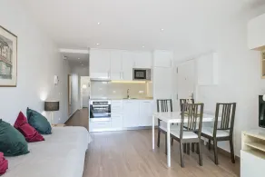Romantique Grand Confort Penthouse avec terrasse dans le centre de Barcelone - Image 4