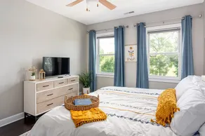 Downtown Retreat 1 mile from city center! - Image 5