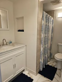 Private Home in desirable Gulf Harbors neighborhood - Image 4