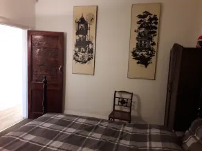 Maison d'époque de 4 chambres avec bain à remous et excellent transport - Image 5
