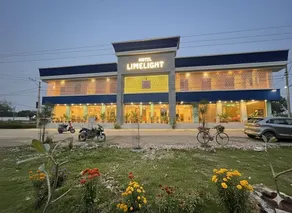 LIMELIGHT Hotel & Restaurant - Image 3