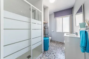 Appartement Piso Playa Centro Villajoyosa avec vue sur la mer, terrasse et Wi-Fi. - Image 2
