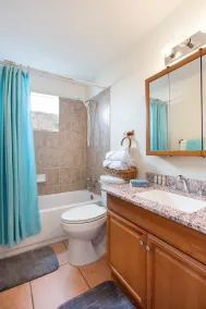 Gemütliches Ferienhaus mit Pool und neuen Fliesenböden! - Image 4
