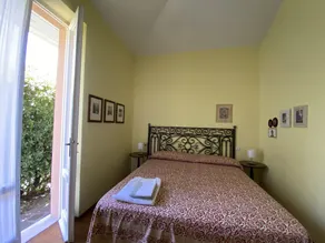 Pragtfuld 9-personers villa, perfekt til familier med stor have ved søen - Image 5
