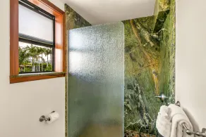 Kuhio Shores # 319 - Oceanfront in Poipu - Vue sur l'océan depuis chaque chambre! - Image 3