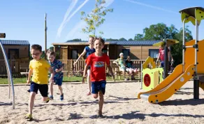 Zecamping 4 Etoiles Familial Animaux Acceptes Terrain Multisports - Image 2