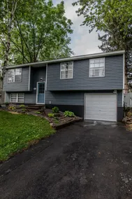 Private Studio with Kitchenette. Keyless Entry, Parking. Great for Extended Stay - Image 5