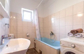 Lovely home in Kresevo - Image 5