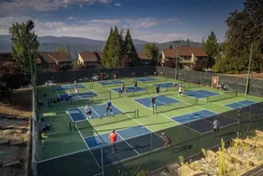 Bigfoot Retreat - Close to Golf and the Beach - Image 2