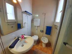 Holiday Apartment \"Capo d'Arco Il Pino\" with Sea View, Pool & Terrace - Image 4