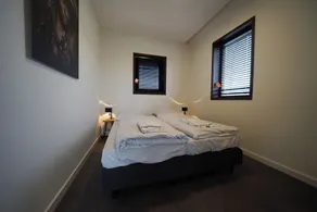 Chalet with 2 bedrooms and a terrace - Image 3