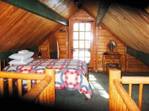 Sweet Huckleberry Cottage on Old Hatchery Lake - Image 5