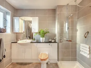 A sumptuous holiday retreat – the perfect getaway. - Image 4