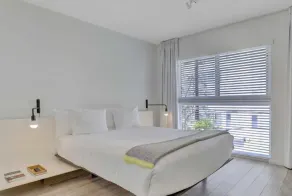 1 Bedroom Queen Size Apartment - Image 2