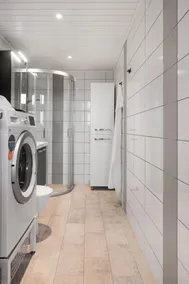 Agréable appartement de vacances adapté aux familles avec internet haut débit et barbecue | Vue sur l'eau - Image 4