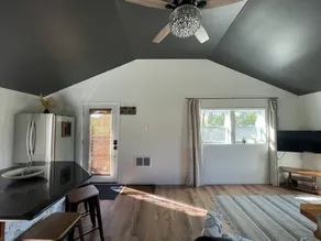 Stay at this comfortable loft at St. Albans Bay! - Image 5