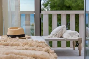 Charming Bohemian Chic Style Villa 4 Bedrooms Villa Punti Waterfront Sea - Image 3