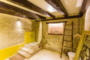 Saffron Loft with Terrace, Under the Castle in Old Town - Image 5