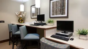 Hearing-Accessible 1BR Suite | Free Breakfast - Image 5