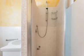 Our sea view house offers space on 400 square meters for 2-10 people - Image 5
