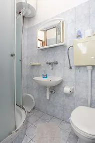 Two bedroom apartment with terrace and sea view Lokva Rogoznica, Omiš (A-17645-a) - Image 2