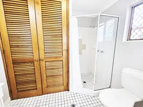 Royal Palm Villas - Image 3