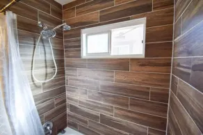 Newly Renovated Charming 3 bedroom Las Vegas Home - Image 3