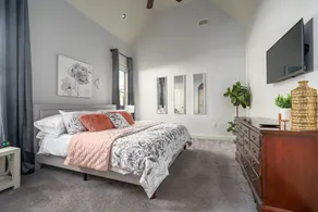 Serenity Willow - 3BR near Chelsea w/ Fenced Yard - Image 4